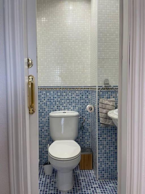 Cal Salmare Seafront Apartment With Rooftop Terrace And Pool Calafell Exteriér fotografie