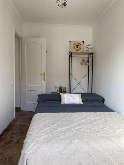 Cal Salmare Seafront Apartment With Rooftop Terrace And Pool Calafell Exteriér fotografie